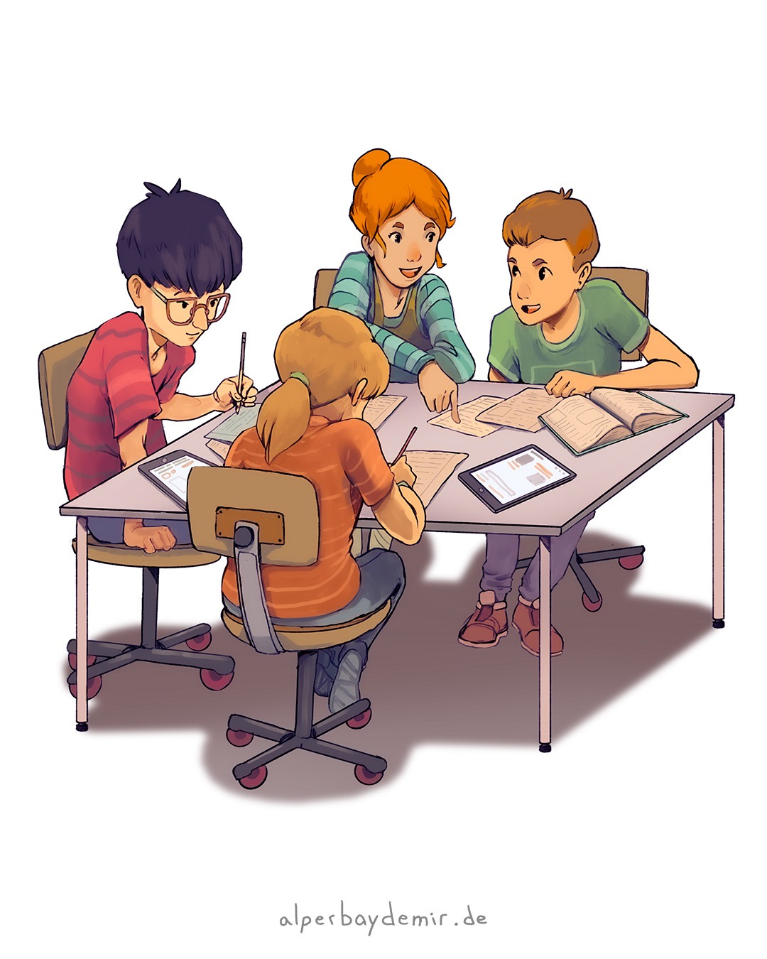 Lerngruppe aus Fünftklässler:innen sitzt um einen Tisch mit Lernutensilien.